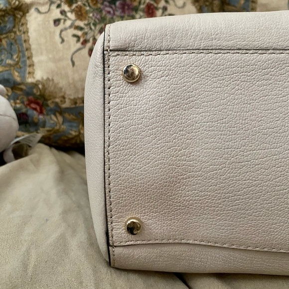 Kate Spade | Longacre Court Cal Pebble Tassel Tote Bag - Picture 13 of 14